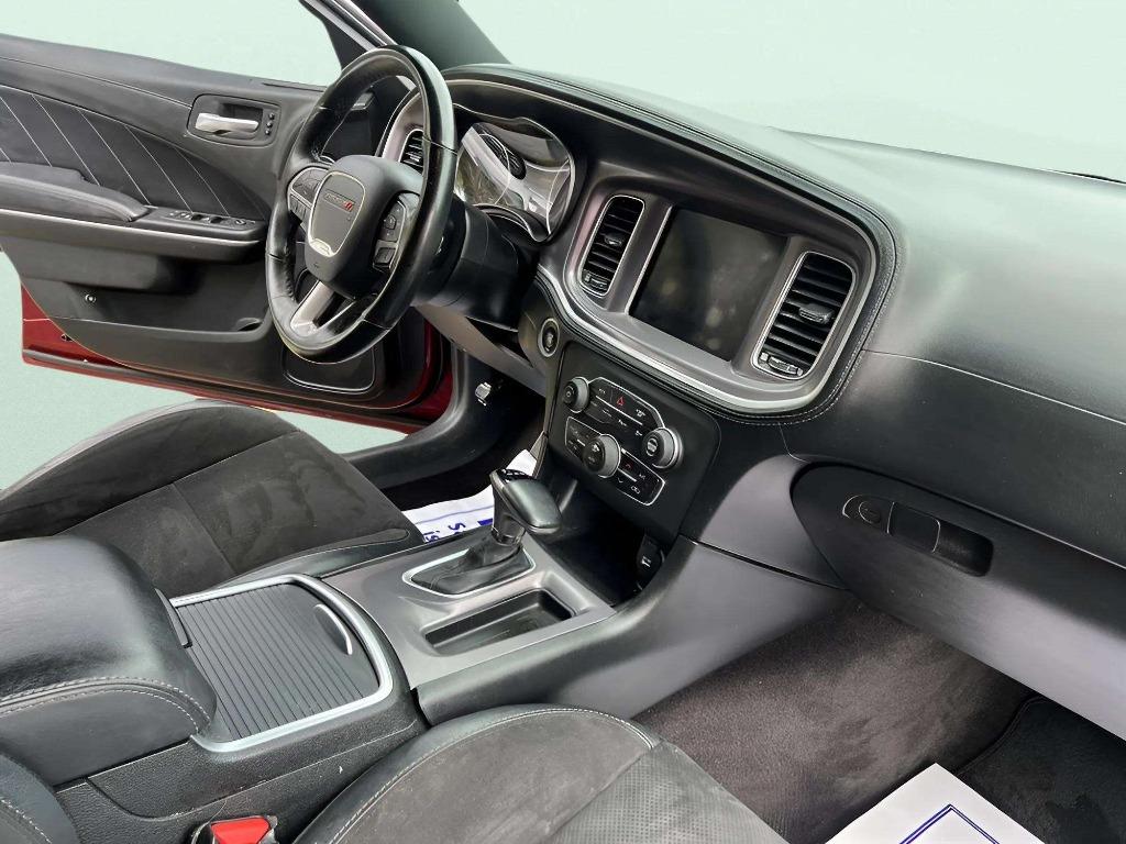 2019 Dodge Charger - $26,995
