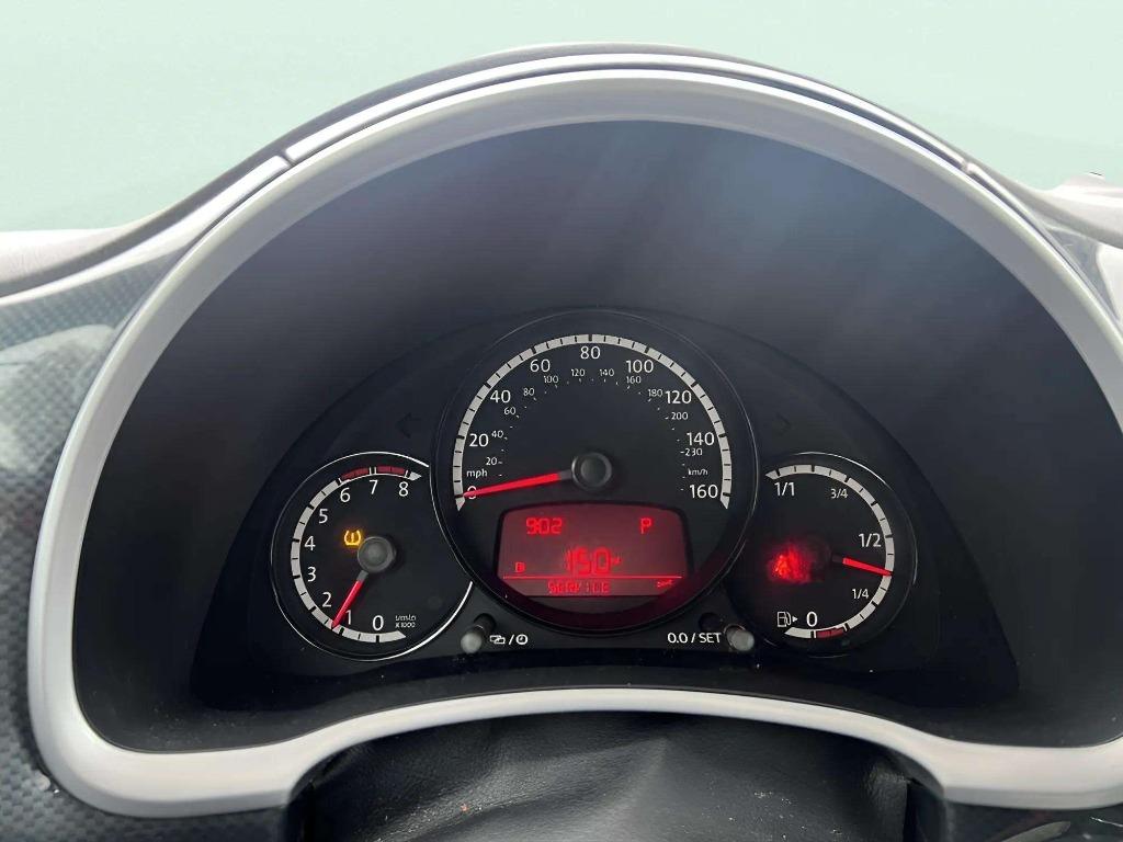 2013 Volkswagen Beetle - $8,995