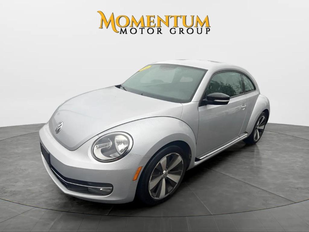 2013 Volkswagen Beetle - $8,995