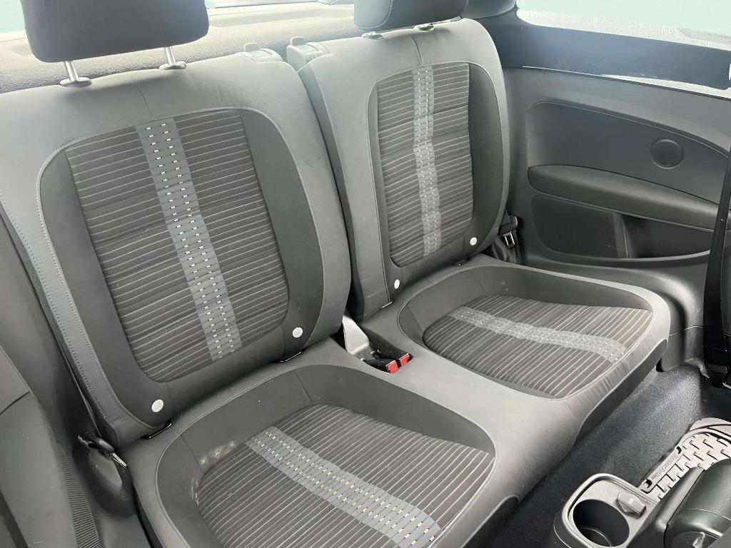 2013 Volkswagen Beetle - $8,995