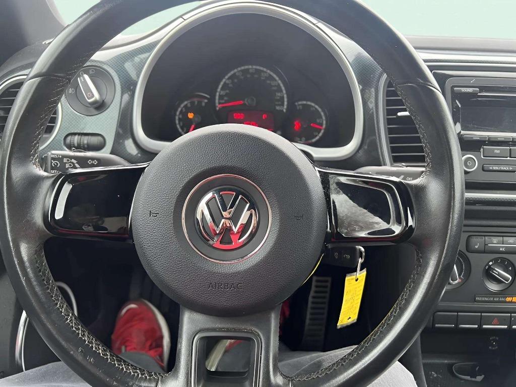 2013 Volkswagen Beetle - $8,995
