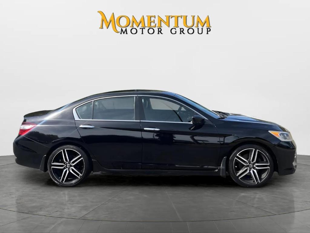2016 Honda Accord - $17,500
