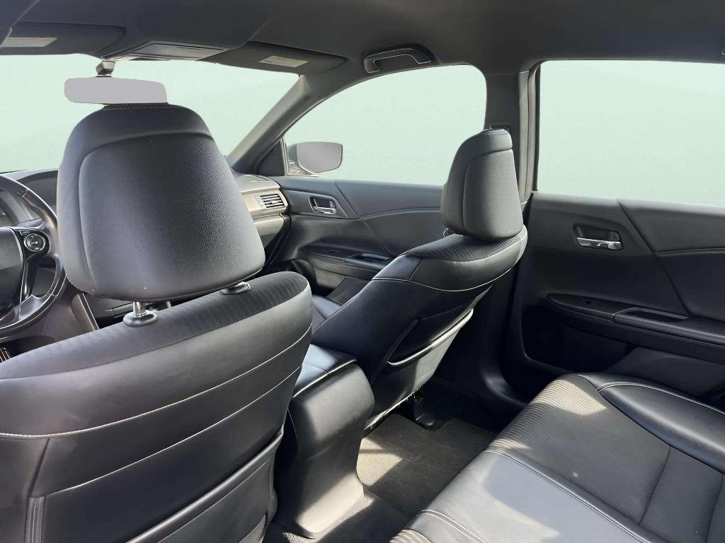2016 Honda Accord - $17,500