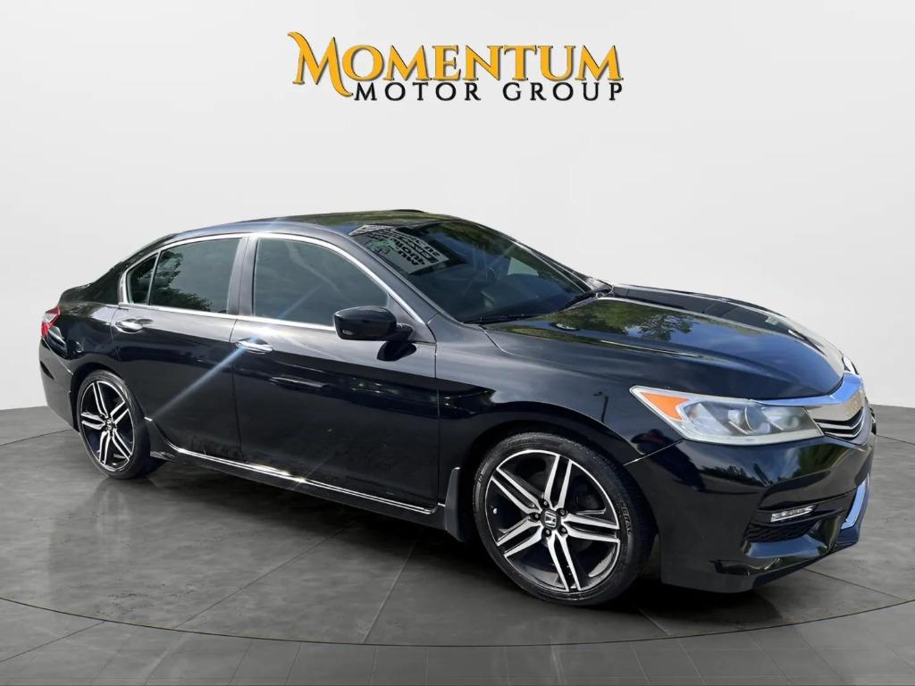 2016 Honda Accord - $17,500
