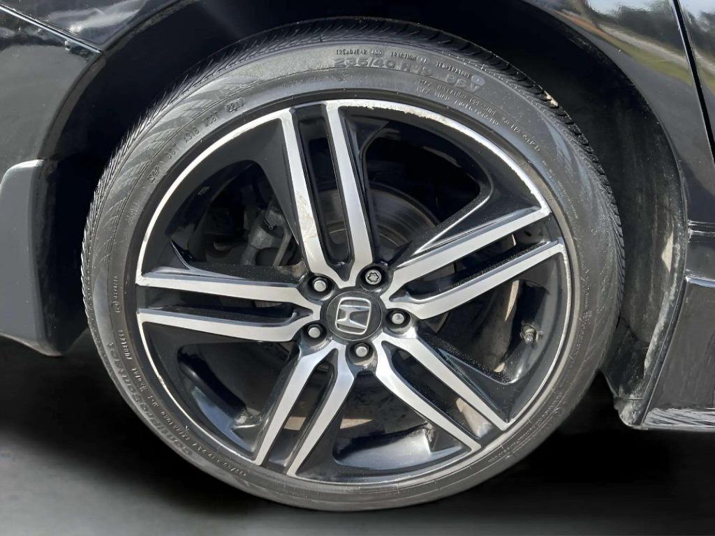 2016 Honda Accord - $17,500