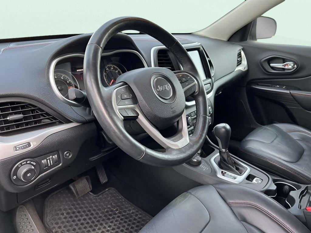 2014 Jeep Cherokee - $14,995