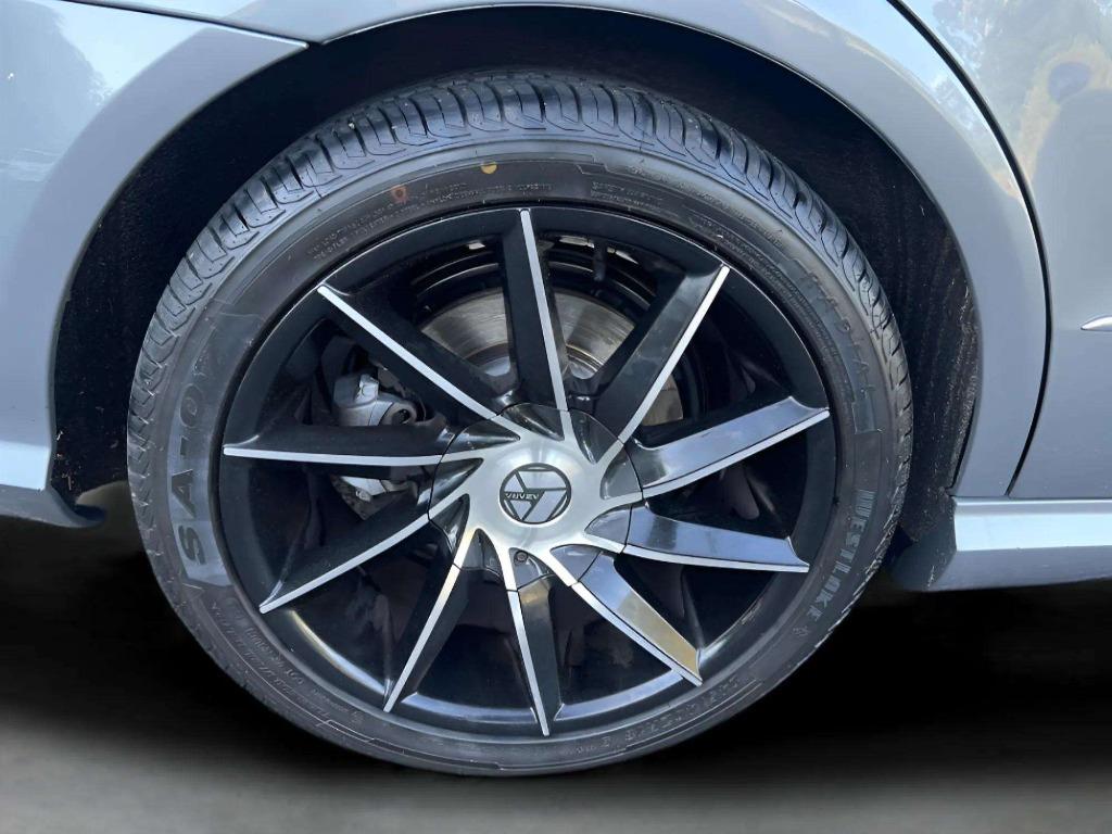 2013 Mercedes-Benz E-Class - $11,995