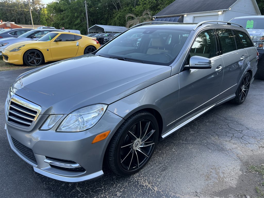 2013 Mercedes-Benz E-Class E350 4MATIC Luxury photo