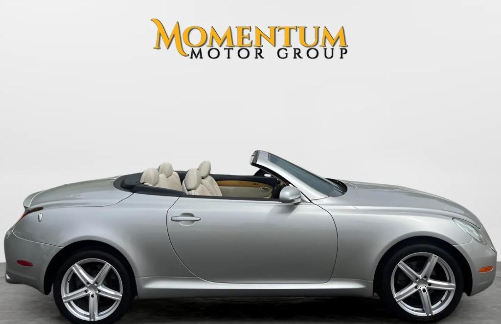 2005 Lexus SC - $15,995