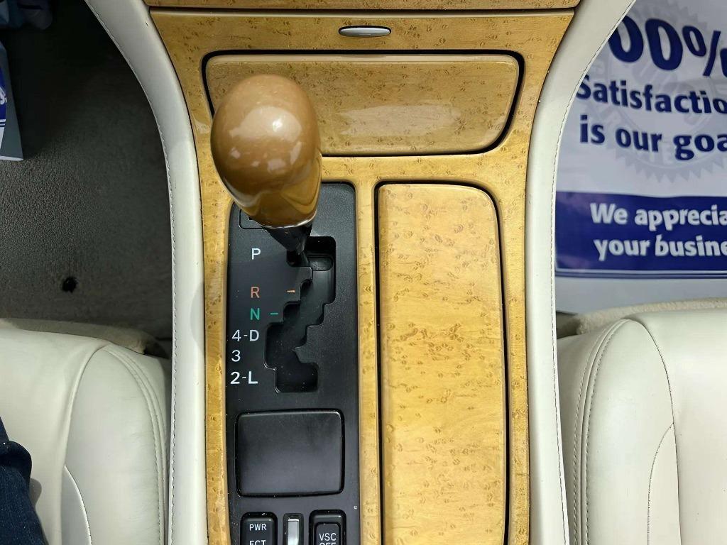 2005 Lexus SC - $15,995