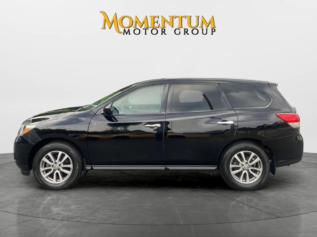 2014 Nissan Pathfinder - $10,995