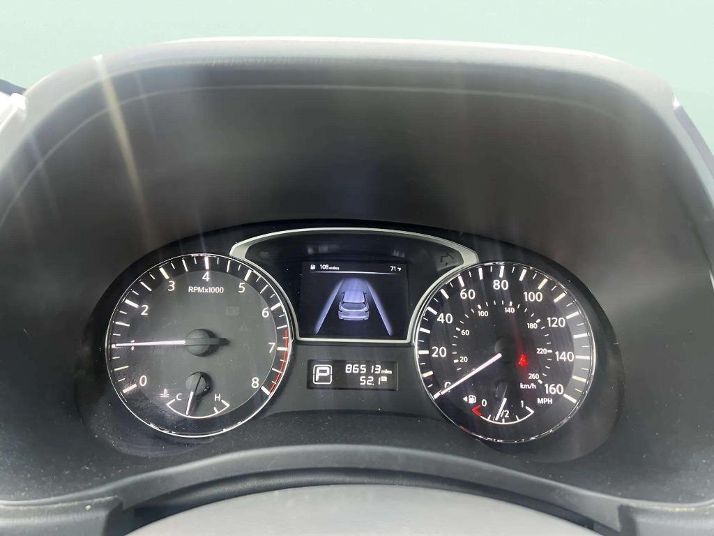 2014 Nissan Pathfinder - $10,995