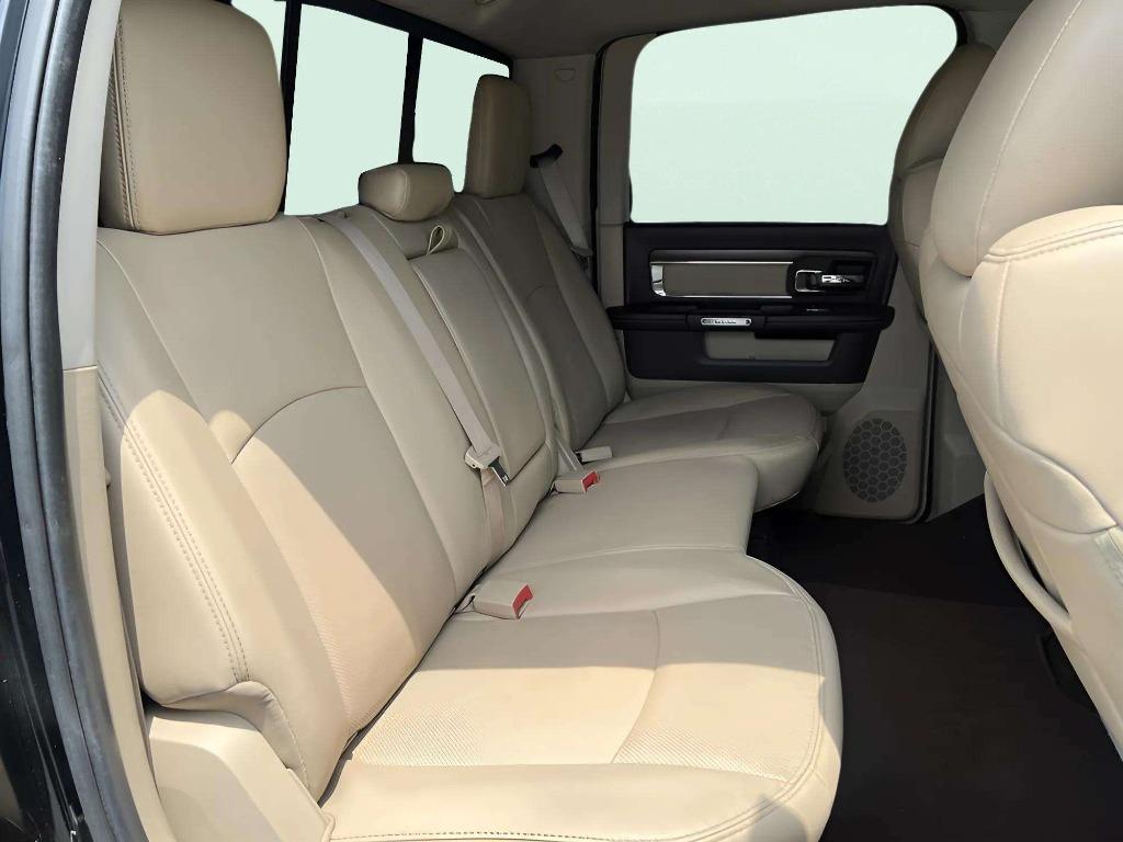 2015 Ram 1500 - $27,995