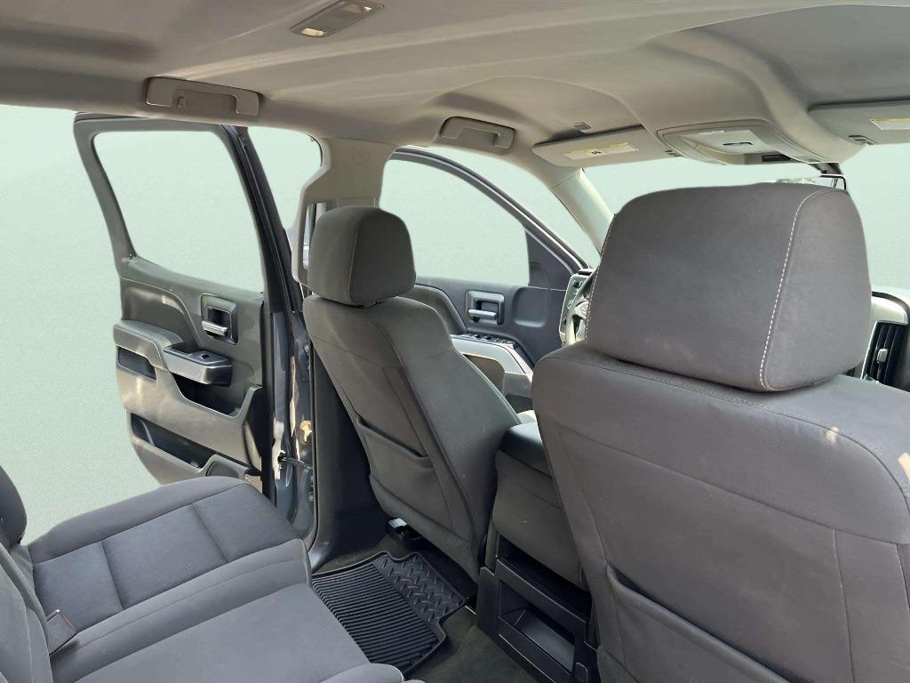 2016 Chevrolet Silverado - $18,995
