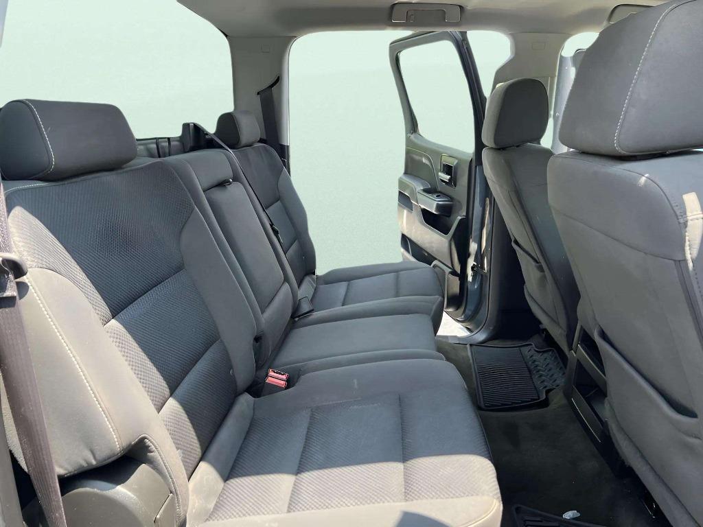 2016 Chevrolet Silverado - $18,995