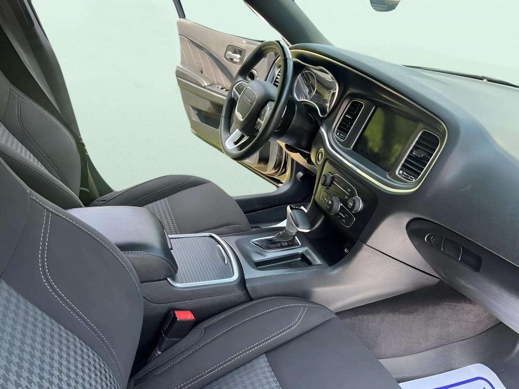 2017 Dodge Charger - $25,970