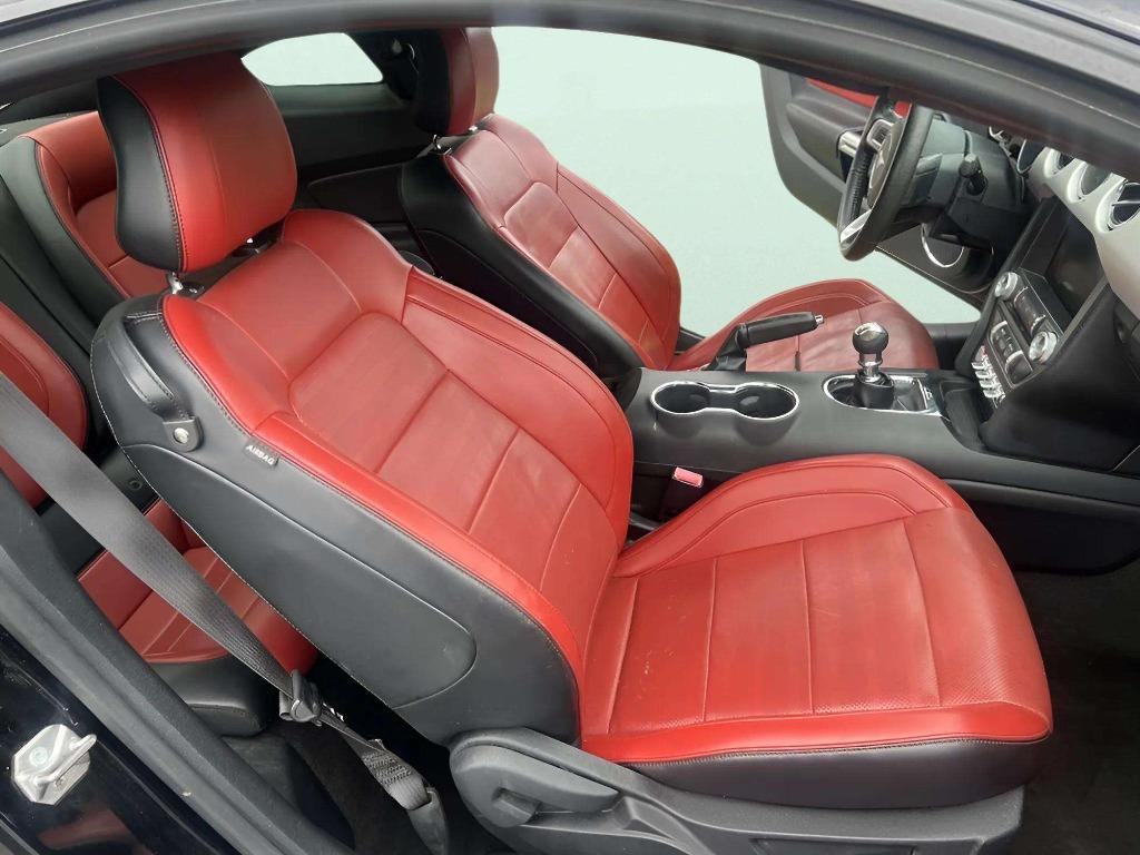 2015 Ford Mustang - $24,995
