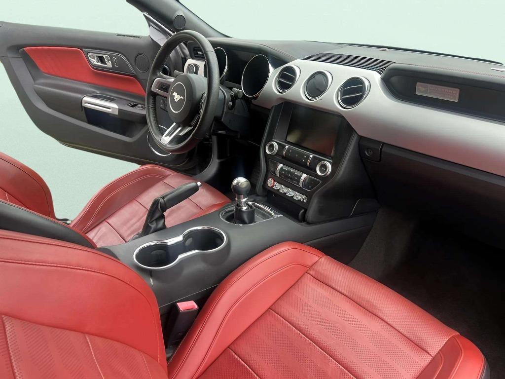2015 Ford Mustang - $24,995
