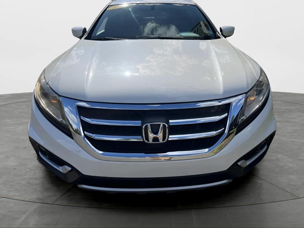 2015 Honda Crosstour - $16,995