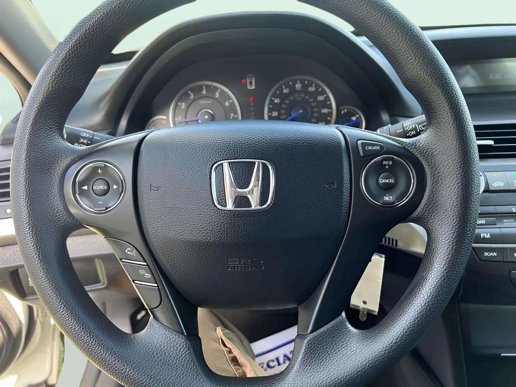 2015 Honda Crosstour - $16,995