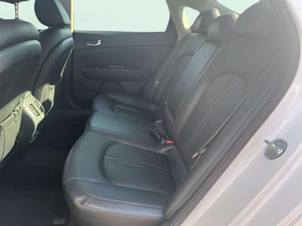 2016 Kia Optima - $13,995