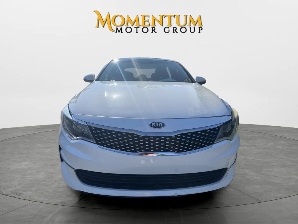 2016 Kia Optima - $13,995