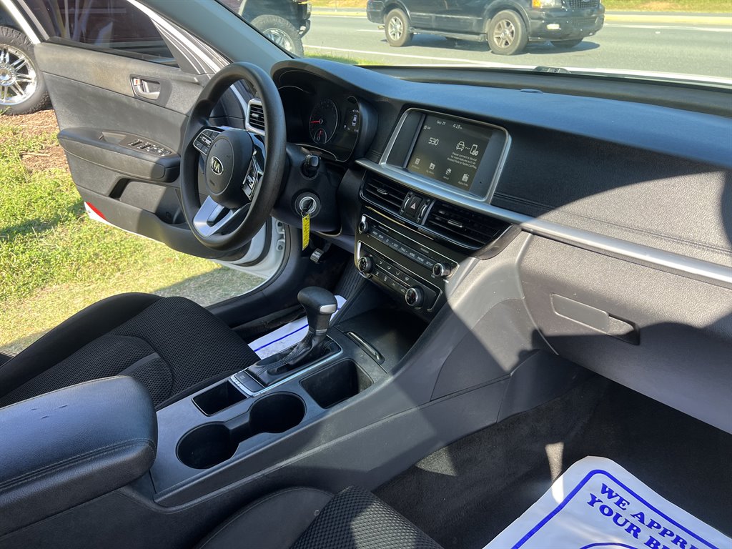 2019 KIA Optima Sedan - $14,995