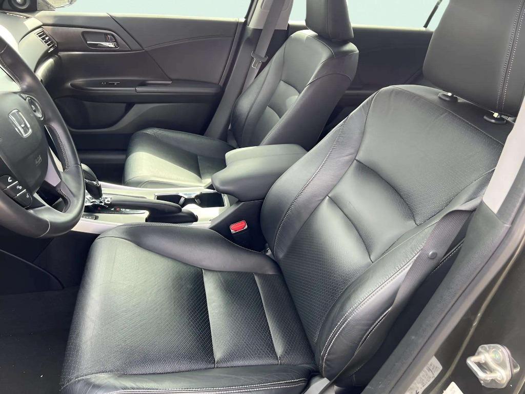 2013 Honda Accord - $17,995