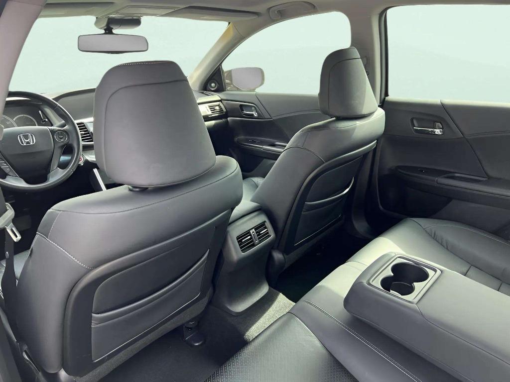 2013 Honda Accord - $17,995