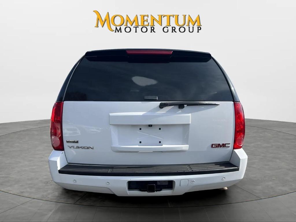 2011 GMC Yukon - $9,995