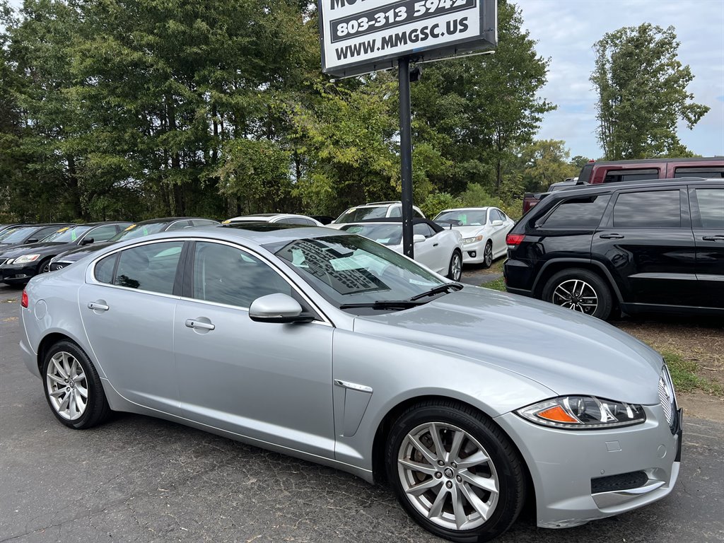 2012 Jaguar XF photo