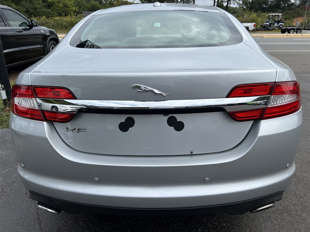 2012 Jaguar XF photo