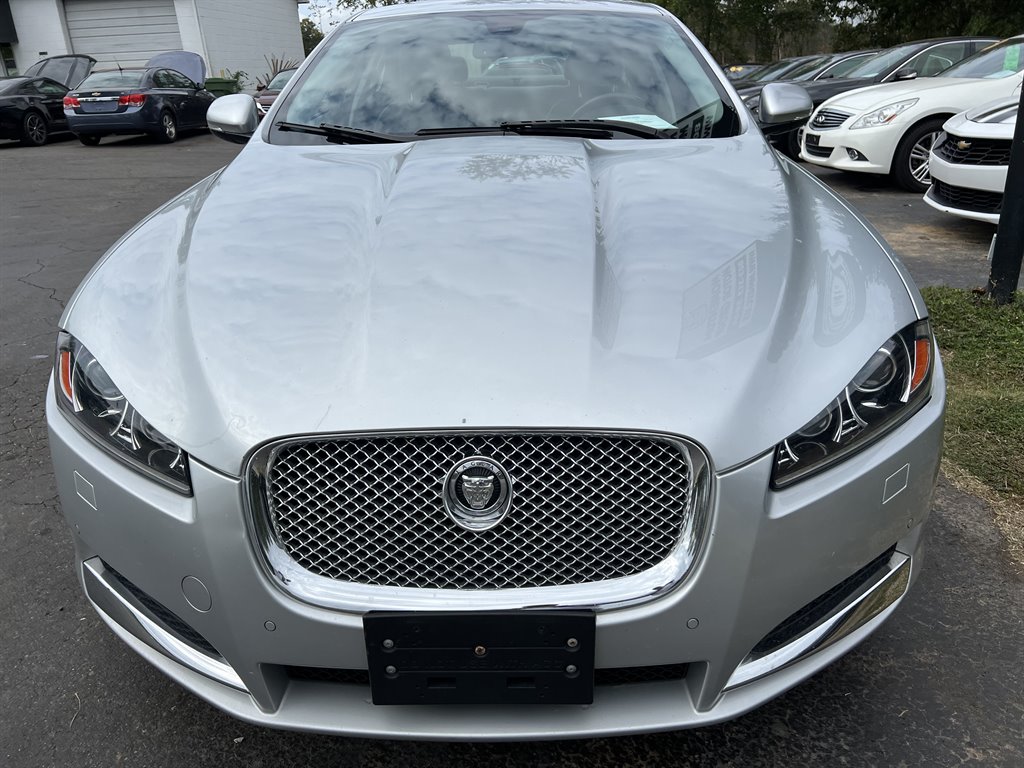2012 Jaguar XF photo