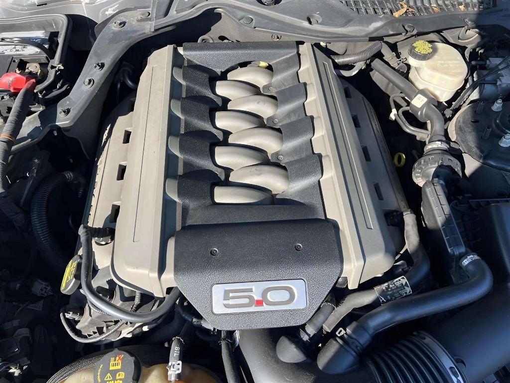 2015 Ford Mustang - $16,995