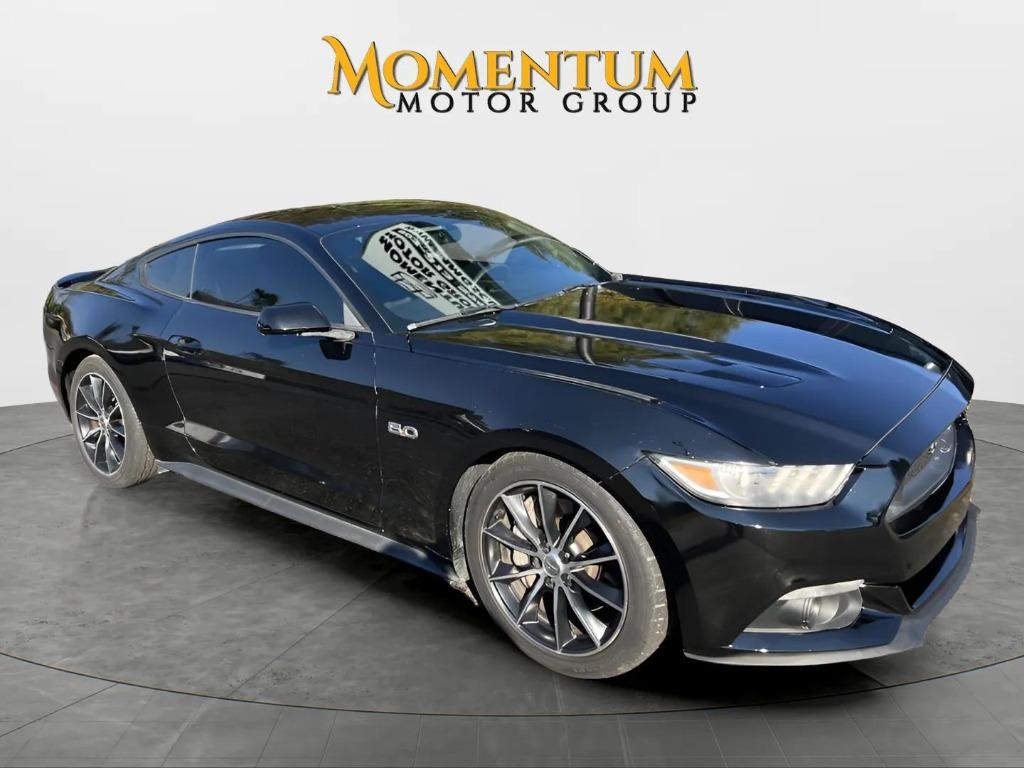 2015 Ford Mustang - $16,995