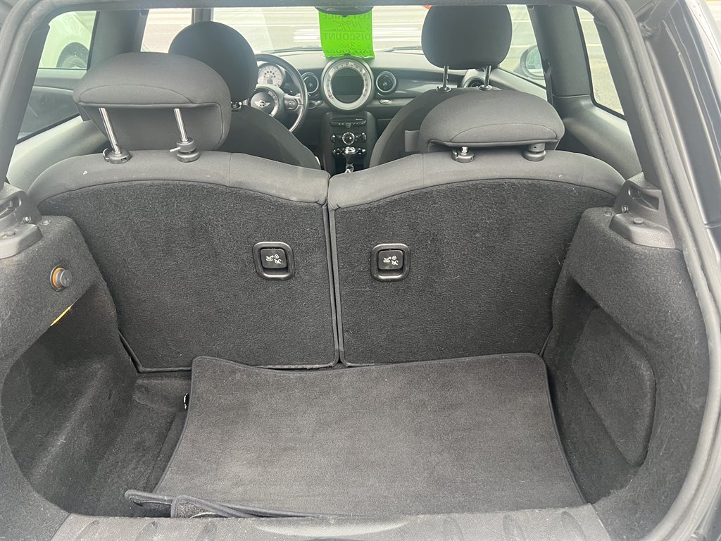 2013 MINI Hardtop Hatchback - $10,995
