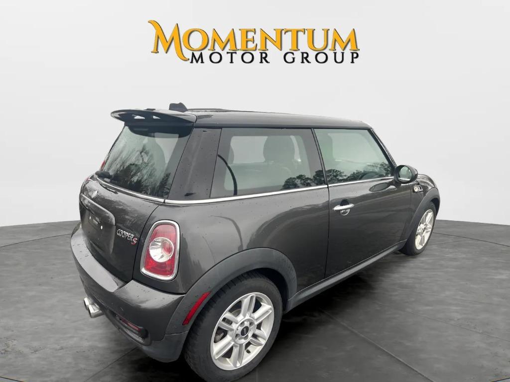 2013 MINI Hardtop - $10,995