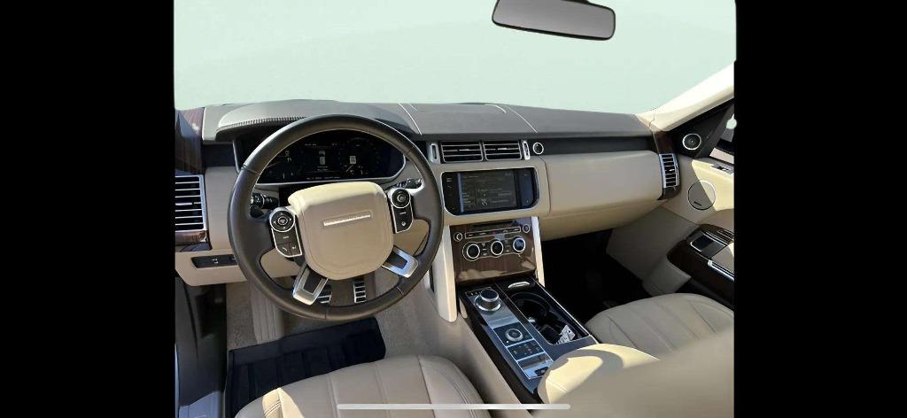 2015 LAND ROVER Range Rover - $31,995