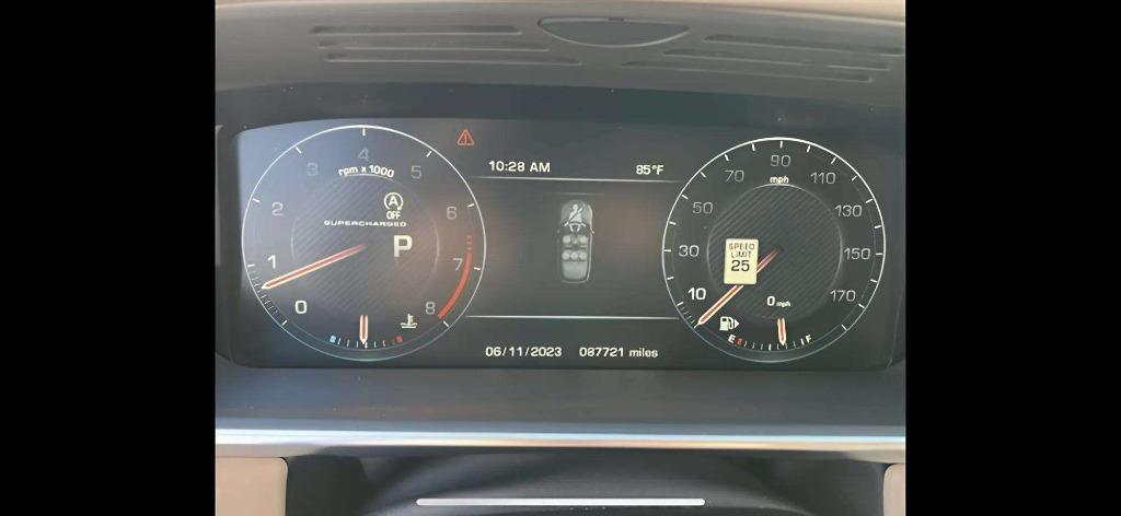 2015 LAND ROVER Range Rover - $31,995