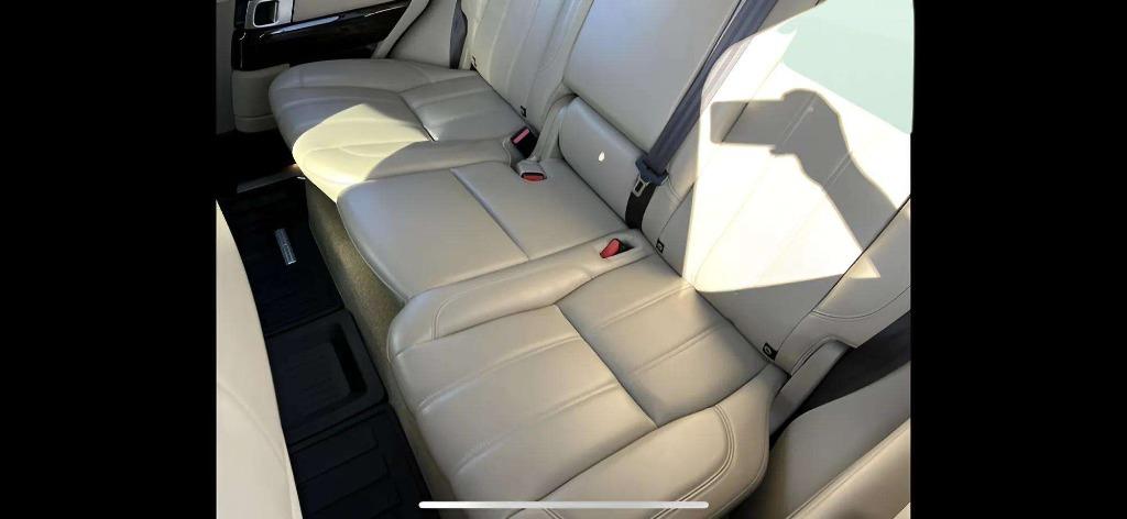 2015 LAND ROVER Range Rover - $31,995