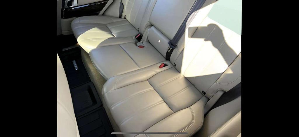 2015 LAND ROVER Range Rover - $31,995