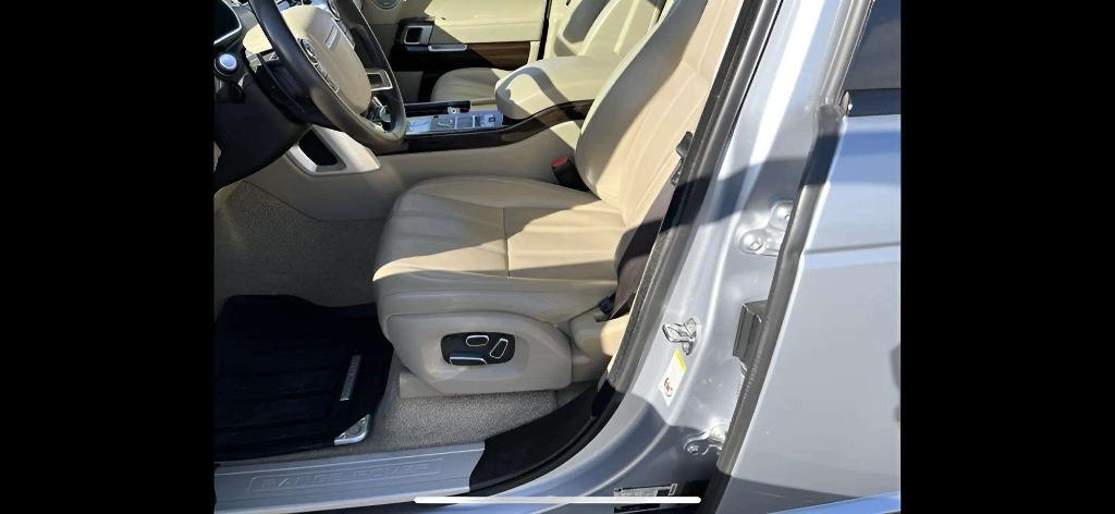 2015 LAND ROVER Range Rover - $31,995