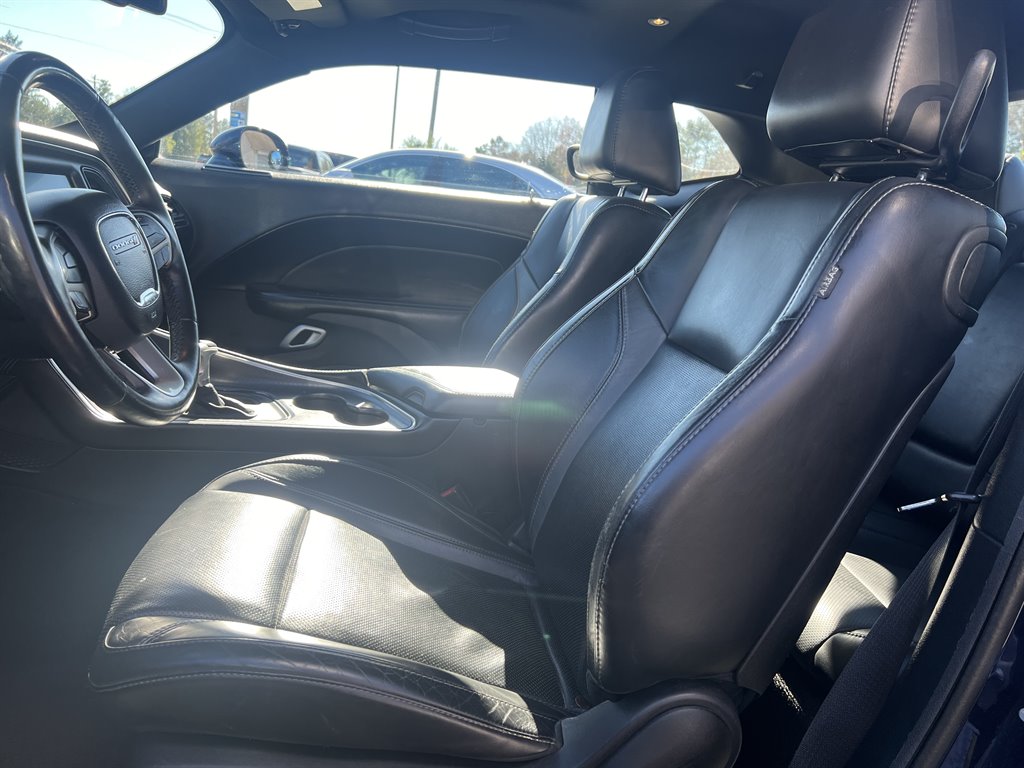 2015 Dodge Challenger R/T Plus photo