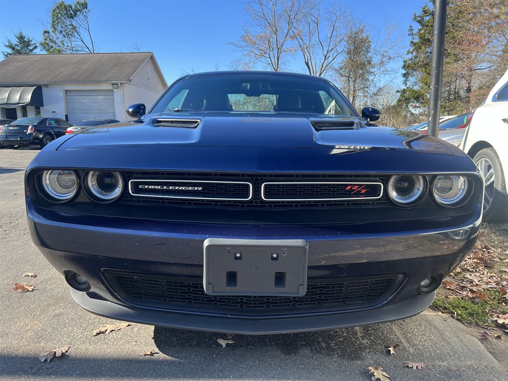 2015 Dodge Challenger R/T Plus photo