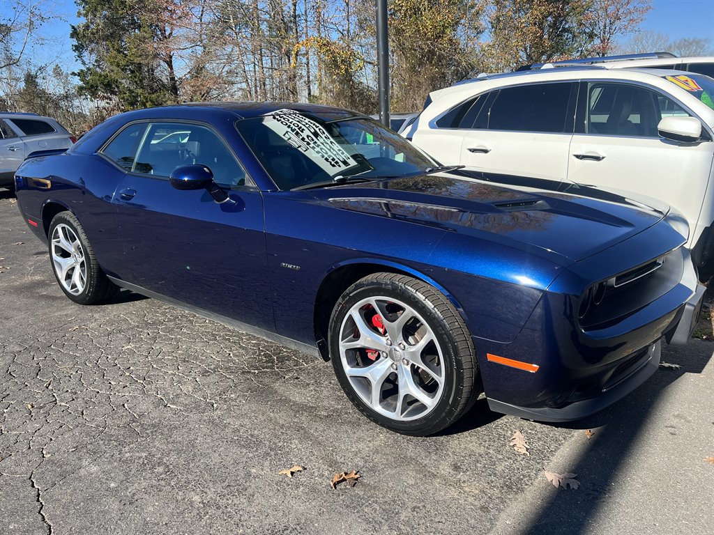 2015 Dodge Challenger R/T Plus photo