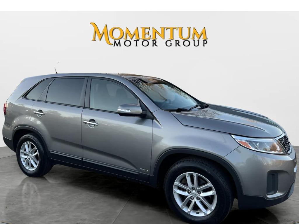 2014 Kia Sorento - $8,000