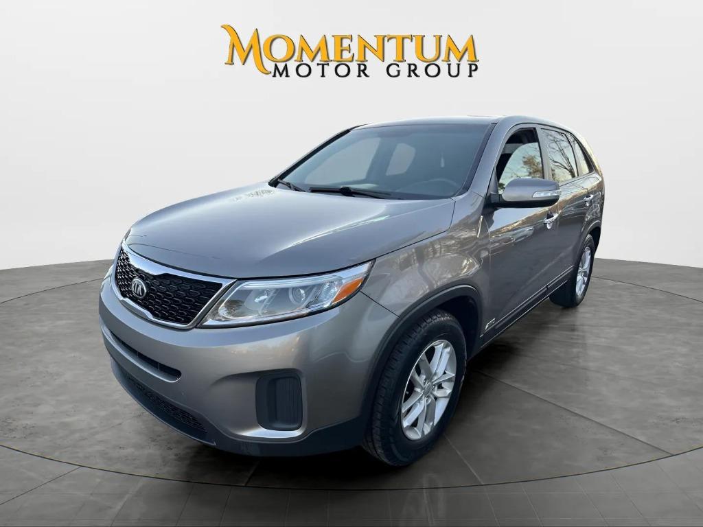 2014 Kia Sorento - $8,000