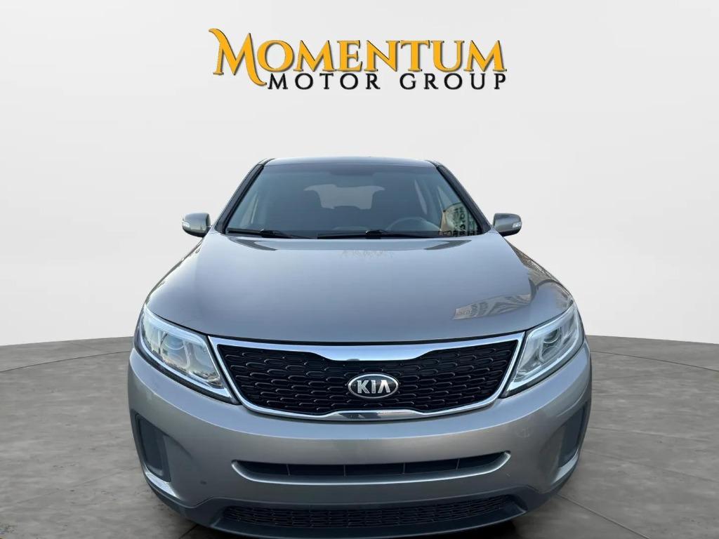 2014 Kia Sorento - $8,000