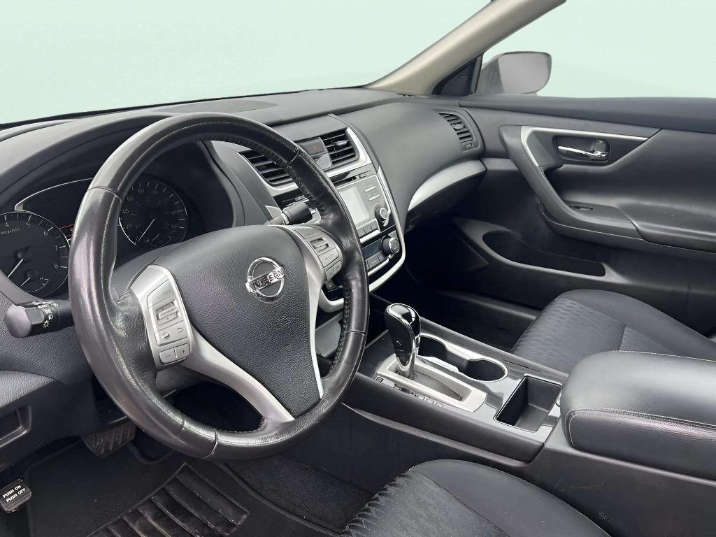 2018 Nissan Altima - $15,995