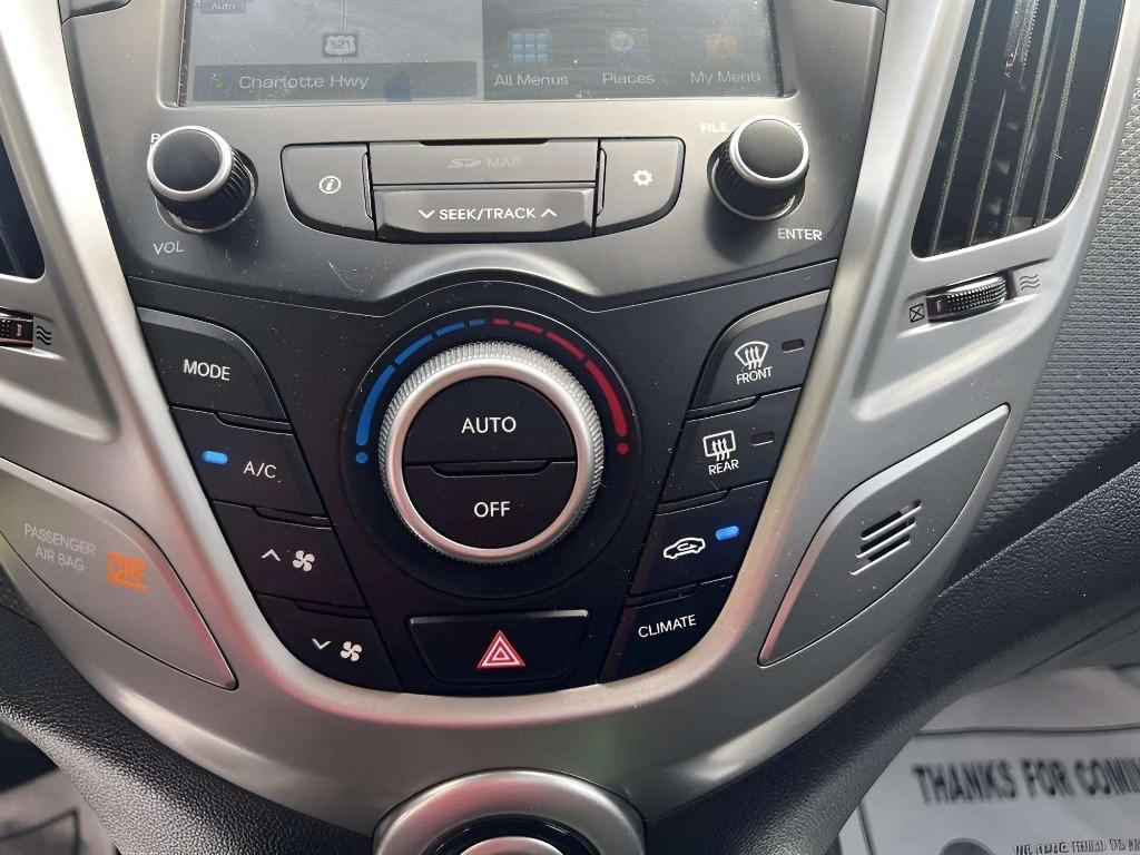 2017 Hyundai Veloster - $10,600